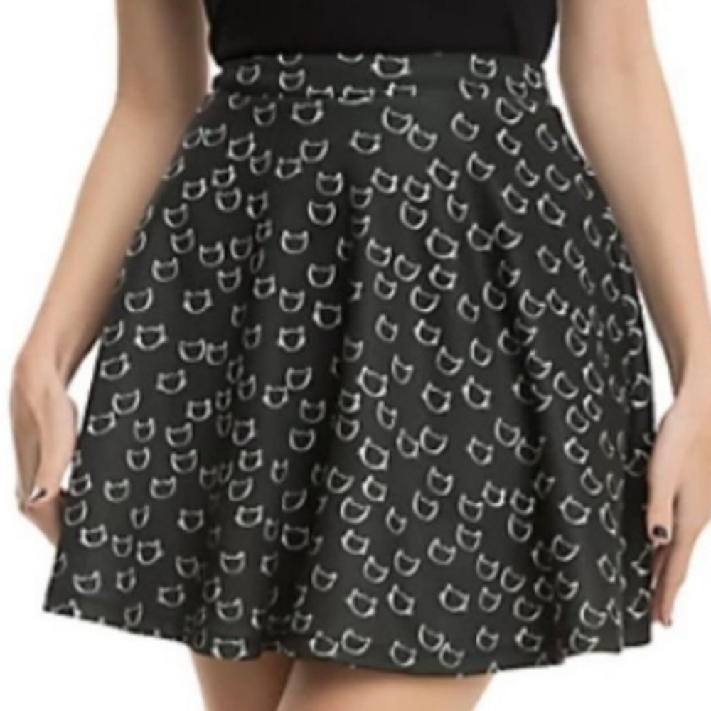 Hot Topic Cat Skater Circle Skirt Kitty Medium